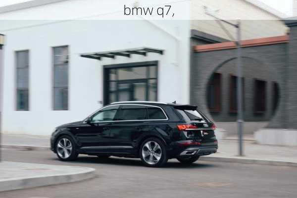 bmw q7,